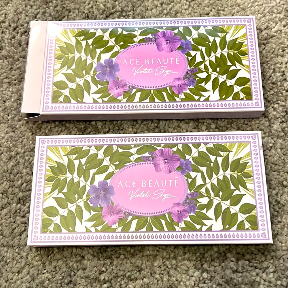 Ace Beaute Violet Sage eyeshadow palette